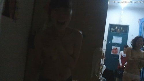 Naked Hot Nude Chinese Girls hostel hidden cam