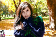 Kelsey-Autumn-Leaves-x40-03-Nov-2013-234q849yj7.jpg