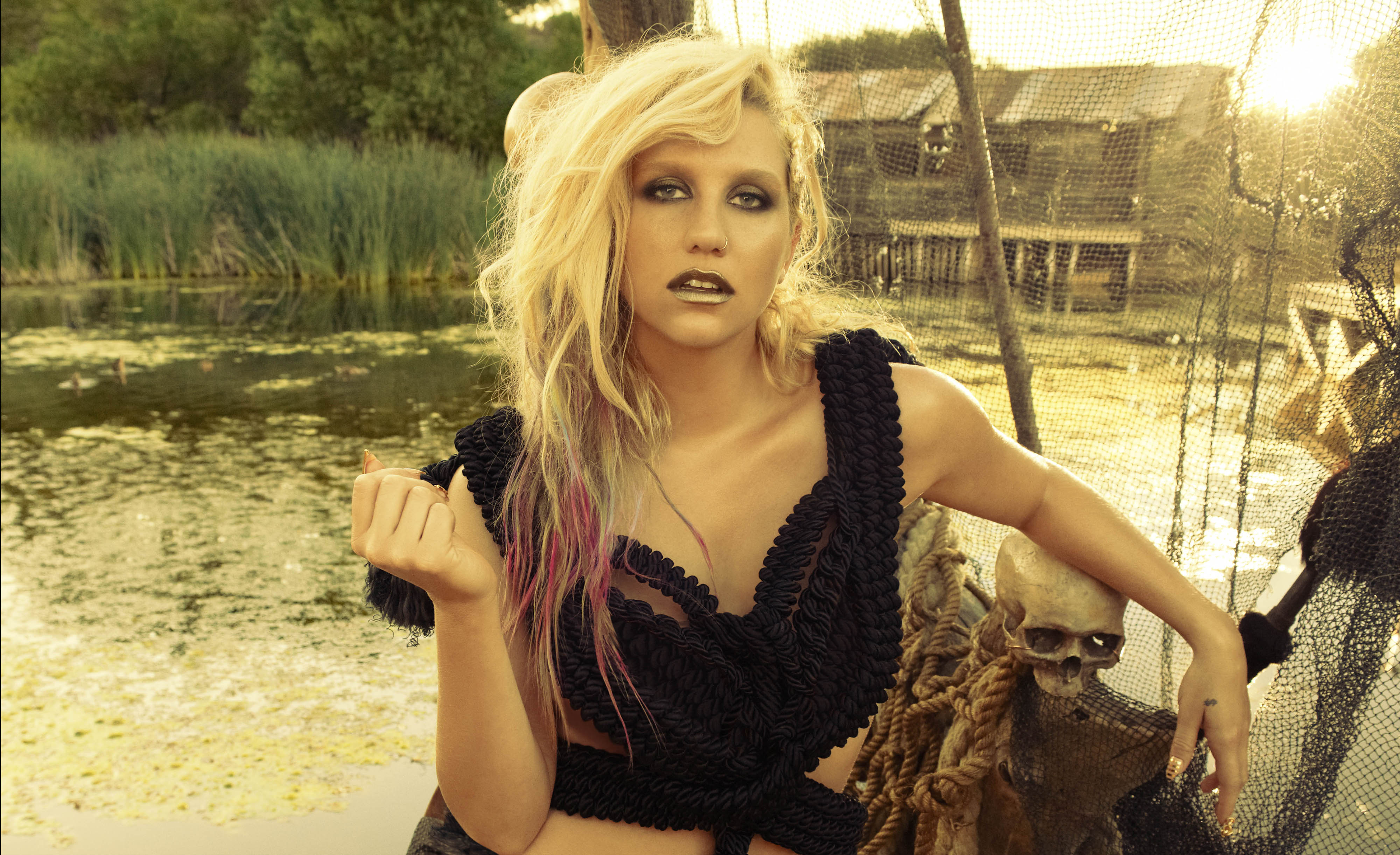 Kesha2012__5_.jpg