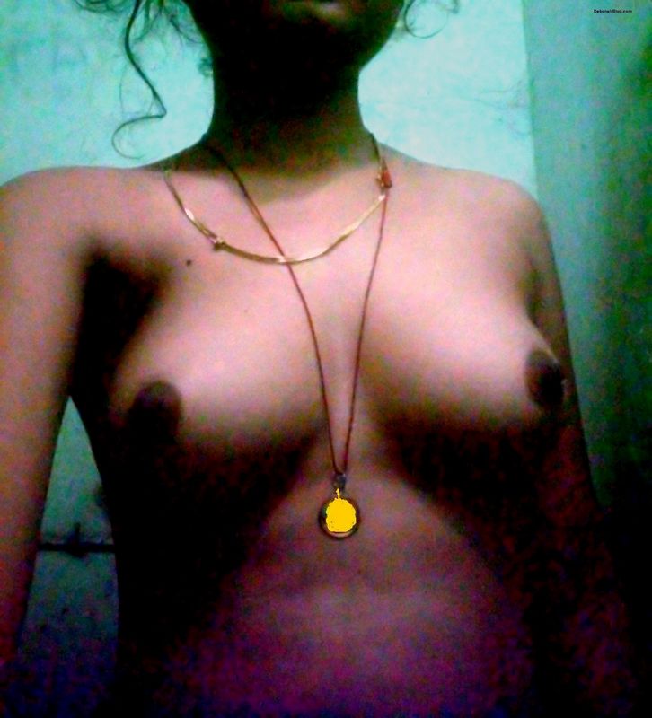 First_batch_self_shot_pics_of_desi_girl_from_Odisha_showing_lovely_tits_and_hairy_choot_2__1_.jpg